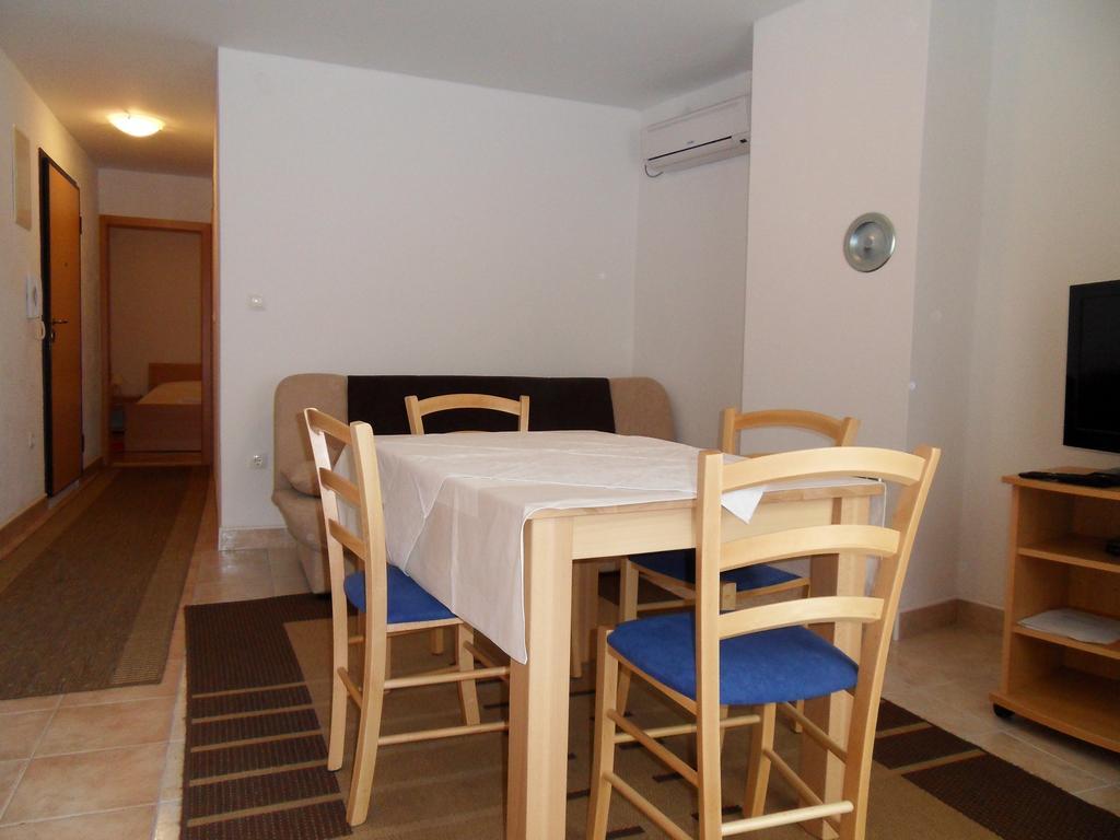 Apartments Petricevic 2 سيلتسي المظهر الخارجي الصورة