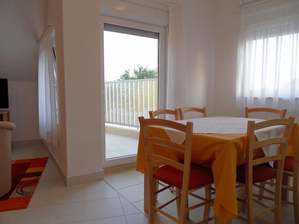 Apartments Petricevic 2 سيلتسي المظهر الخارجي الصورة