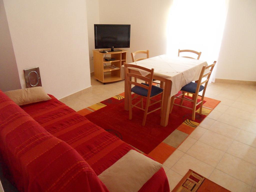 Apartments Petricevic 2 سيلتسي المظهر الخارجي الصورة
